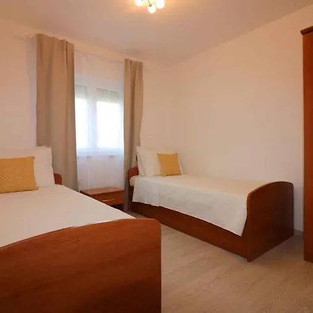 Homes In Porec/istrien 10234